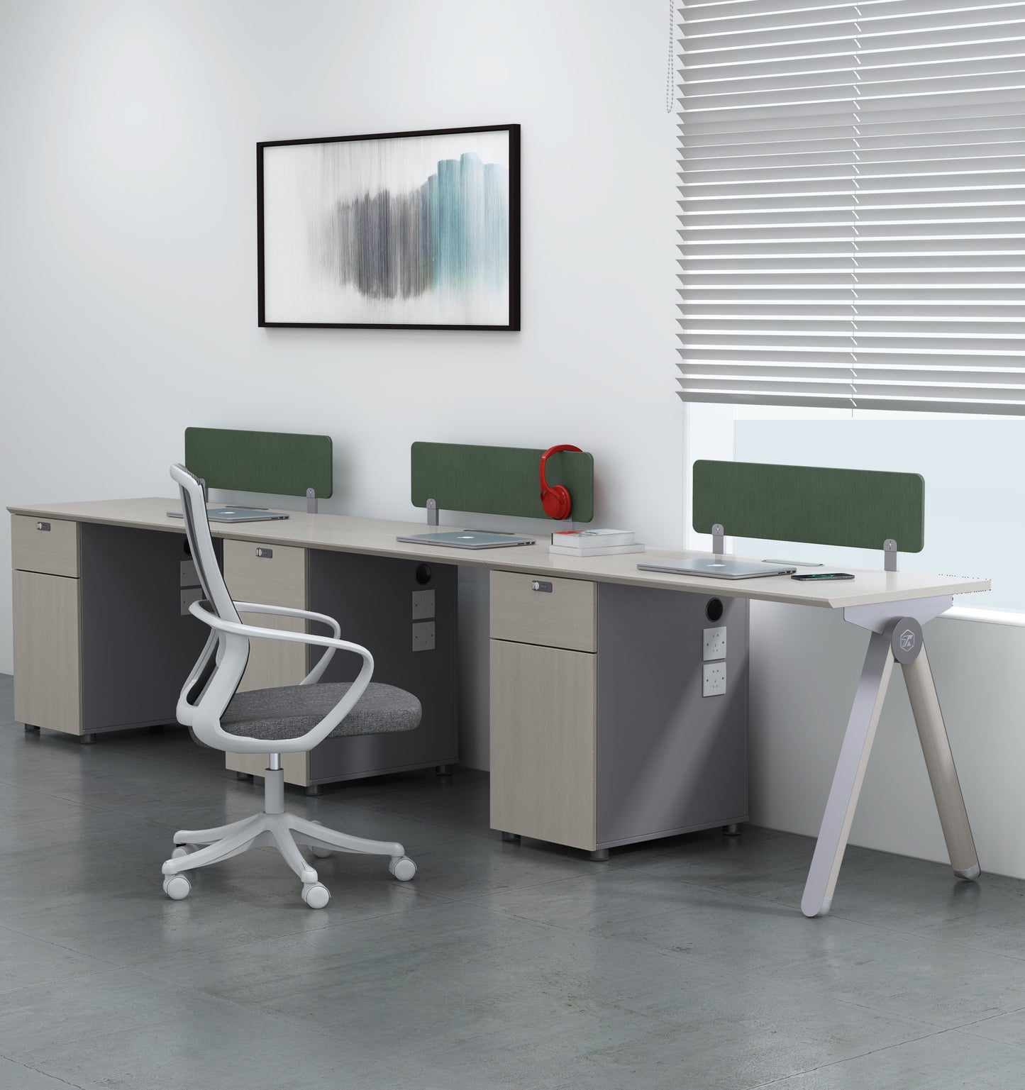 23 Series Staff Desk Wall Facing